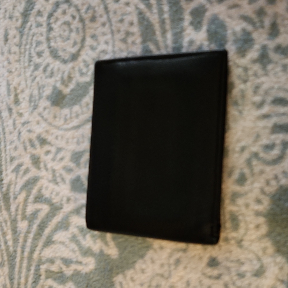 New leather wallet